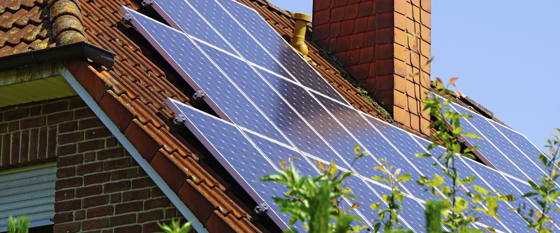 The Pros and Cons of Investing in Energy Efficiency
